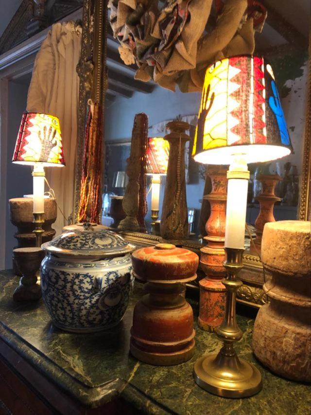 Maison D'Hotes "Les Volets Verts" Et Sa Brocante Ecueille Kültér fotó